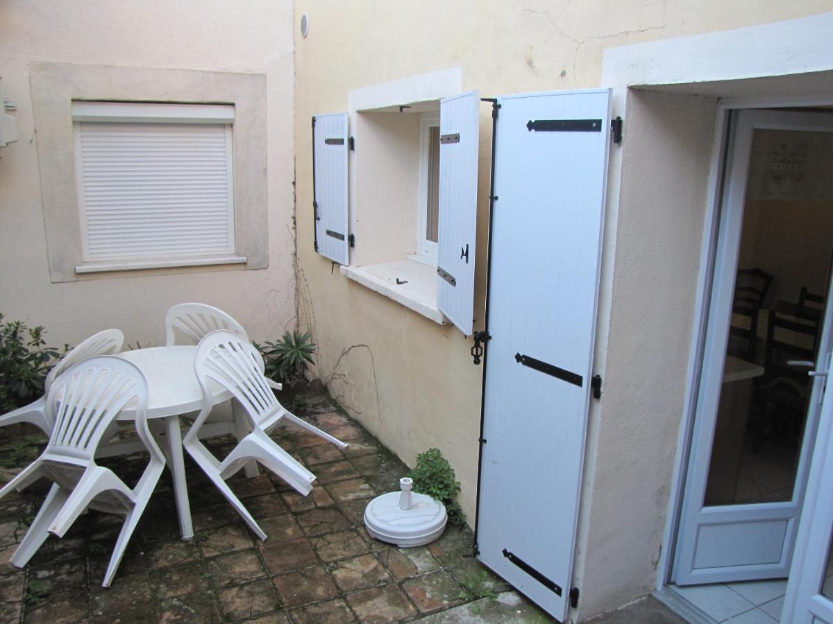 Maison De Village Entre Mer Et Montagne Roujan Εξωτερικό φωτογραφία